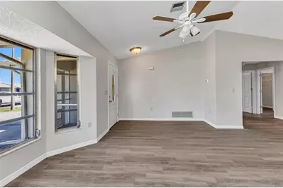 428 Briarwood Road, Venice, FL 34293 - Photo 11