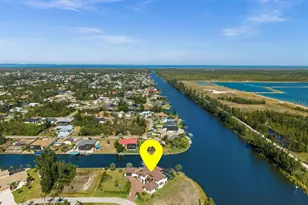 10580 Poughkeepsie Cir, Port Charlotte, FL 33981 - Photo 5