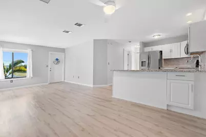 5520 Kenwood Drive, North Port, FL 34287 - Photo 7