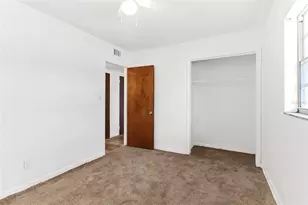 815 Papaya Dr, Tampa, FL 33619 - Photo 19