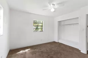 815 Papaya Dr, Tampa, FL 33619 - Photo 25