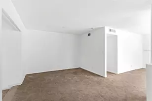 815 Papaya Dr, Tampa, FL 33619 - Photo 13