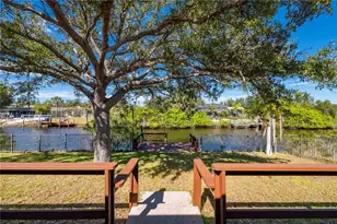 17356 Gulfspray Cir, Port Charlotte, FL 33948 - Photo 3