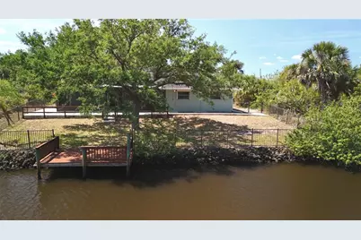 17356 Gulfspray Circle, Port Charlotte, FL 33948 - Photo 37