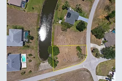 133 Fairway Road, Rotonda West, FL 33947 - Photo 3