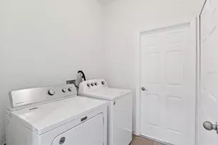 1275 Huntington St, North Port, FL 34288 - Photo 13