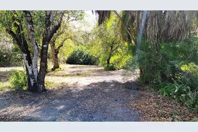 626 Drury Lane, Punta Gorda, FL 33950 - Photo 3