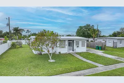 2321 Dallas Street, Port Charlotte, FL 33952 - Photo 3