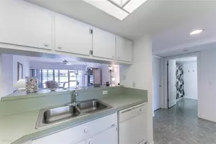 11644 SW Egret Cir, Lake Suzy, FL 34269 - Photo 17