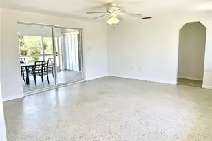 700 Dolphin Pkwy, Punta Gorda, FL 33950 - Photo 5