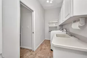 12951 SW Kingsway Cir, Lake Suzy, FL 34269 - Photo 29