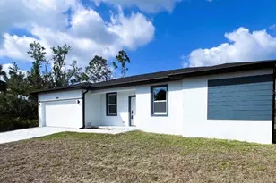 3045 Montgomery Dr, Port Charlotte, FL 33981 - Photo 3