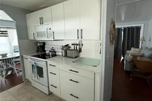 9003 30th Ave E, Palmetto, FL 34221 - Photo 41