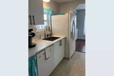 9003 30th Avenue E, Palmetto, FL 34221 - Photo 3