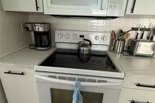 9003 30th Ave E, Palmetto, FL 34221 - Photo 39