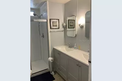 9003 30th Avenue E, Palmetto, FL 34221 - Photo 11