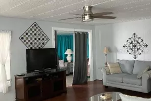 9003 30th Ave E, Palmetto, FL 34221 - Photo 11