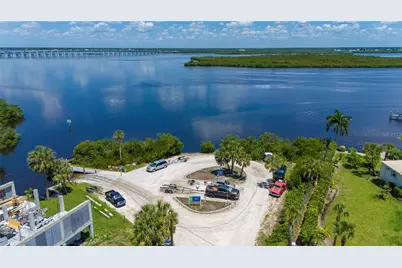4685 Riverside Drive, Punta Gorda, FL 33982 - Photo 13