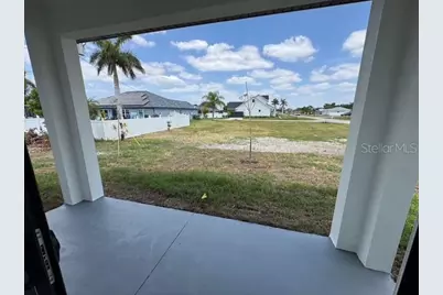 101 NW 10th Terrace, Cape Coral, FL 33993 - Photo 11