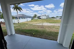 101 NW 10th Terrace, Cape Coral, FL 33993 - Photo 11