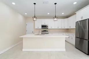 19092 Woodbine Ave, Port Charlotte, FL 33954 - Photo 7