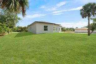 19092 Woodbine Ave, Port Charlotte, FL 33954 - Photo 15