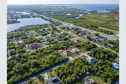 138 Edgemere Street NW, Port Charlotte, FL 33948 - Photo 9