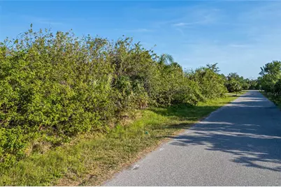 138 Edgemere Street NW, Port Charlotte, FL 33948 - Photo 7