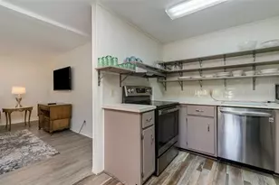 2100 Kings Hwy, Punta Gorda, FL 33980 - Photo 9