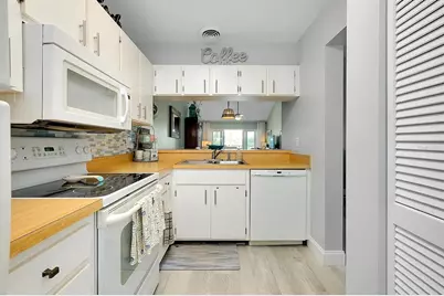 410 Cerromar Circle S #240, Venice, FL 34293 - Photo 5