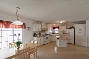 36 Freeman Ave, Punta Gorda, FL 33950 - Photo 5