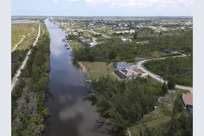 10662 Kearsarge Circle, Port Charlotte, FL 33981 - Photo 9
