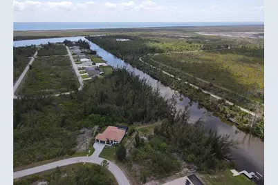 10662 Kearsarge Circle, Port Charlotte, FL 33981 - Photo 13