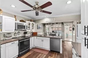 425 Corrientes Cir, Punta Gorda, FL 33983 - Photo 13