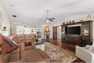 425 Corrientes Circle, Punta Gorda, FL 33983 - Photo 9