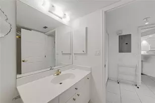 5725 Greenwood Ave, North Port, FL 34287 - Photo 23