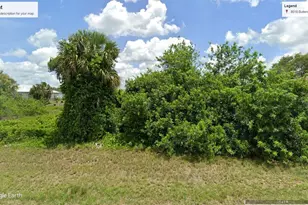 8016 Buttercup Cir, Labelle, FL 33935 - Photo 1