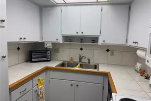 2437 Harbor Blvd, Port Charlotte, FL 33952 - Photo 5