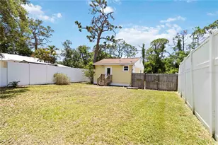 233 N New York Ave, Englewood, FL 34223 - Photo 31