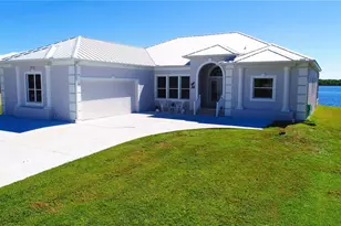 3772 Peace River Dr, Punta Gorda, FL 33983 - Photo 1