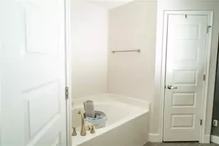 2858 Parlay Ln, North Port, FL 34286 - Photo 9