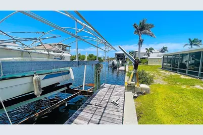 24239 Yacht Club Boulevard, Punta Gorda, FL 33955 - Photo 37