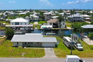 24239 Yacht Club Blvd, Punta Gorda, FL 33955 - Photo 5