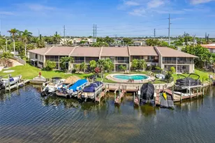4803 SW Santa Barbara Ct, Cape Coral, FL 33914 - Photo 39