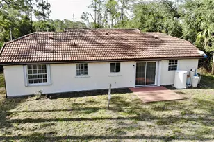 18335 Oxford Ave, Port Charlotte, FL 33948 - Photo 27