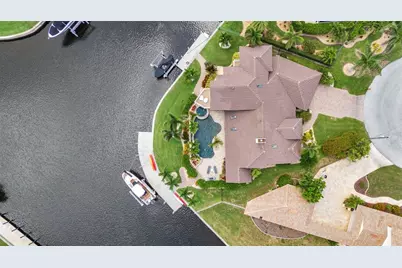 250 Freeport Court, Punta Gorda, FL 33950 - Photo 5