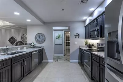 3313 Sunset Key Cir #107, Punta Gorda, FL 33955 - Photo 11