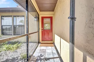 18566 Arapahoe Cir, Port Charlotte, FL 33948 - Photo 7