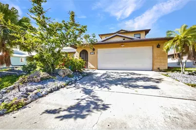 18566 Arapahoe Circle, Port Charlotte, FL 33948 - Photo 1