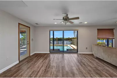 18566 Arapahoe Circle, Port Charlotte, FL 33948 - Photo 9